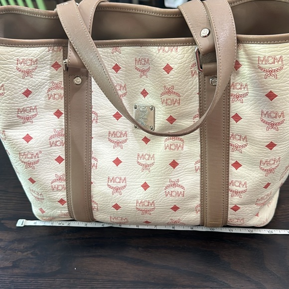 MCM tote - Picture 11 of 15